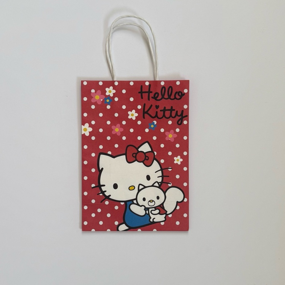 Hello Kitty Gift Bags Set - Picture 3 of 4
